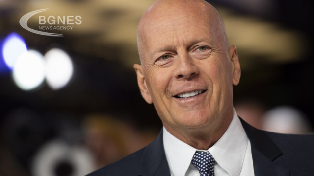 The news for Bruce Willis is not very good. The actor's health appears to be deteriorating, according to two confirming sources who spoke to US Weekly